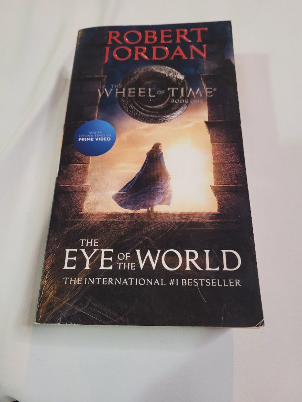 The Eye of the World Used Fantasy Paperback Book Robert Jordan Wheel of Time